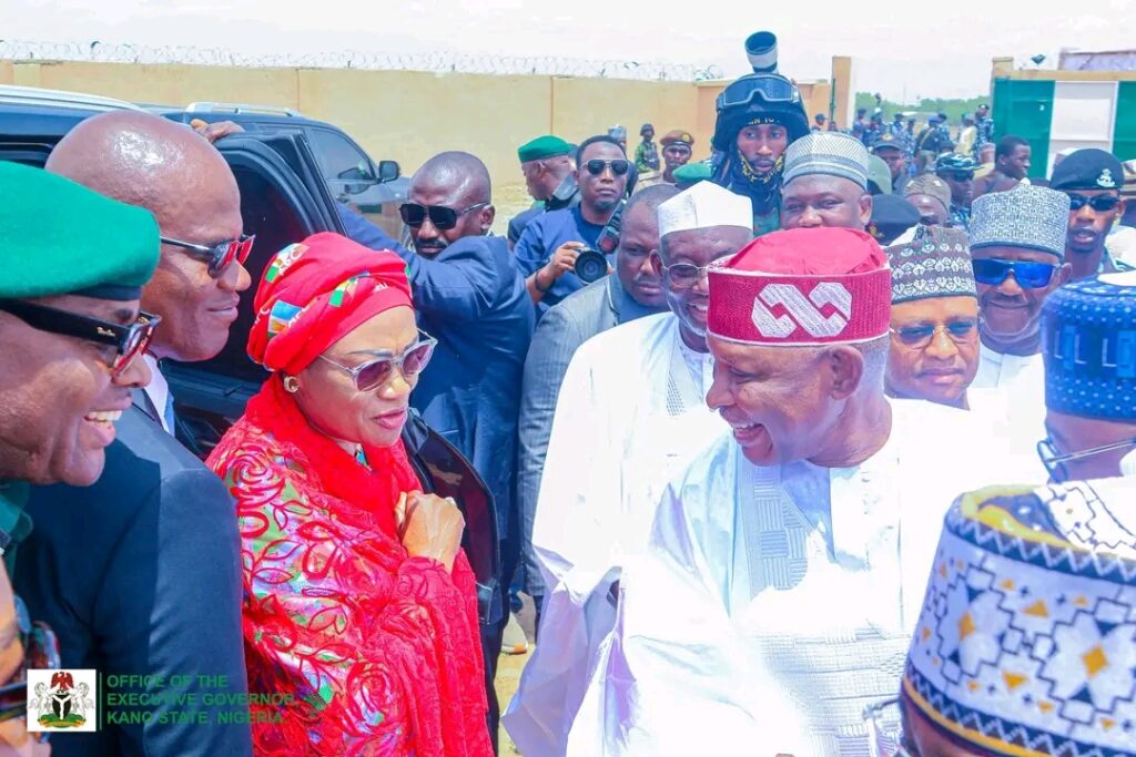 Governor Yusuf greets First Lady Oluremi Tinubu at 66